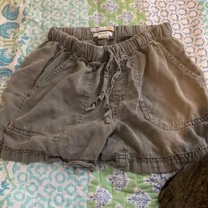Cc California pull on shorts size xs